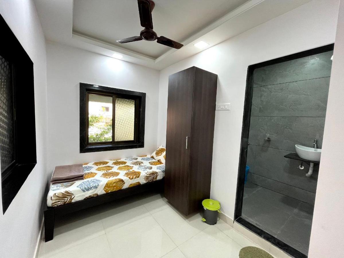Ratnāgiri Gayatri Homestay מראה חיצוני תמונה