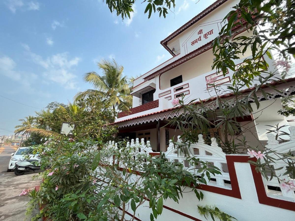 Ratnāgiri Gayatri Homestay מראה חיצוני תמונה