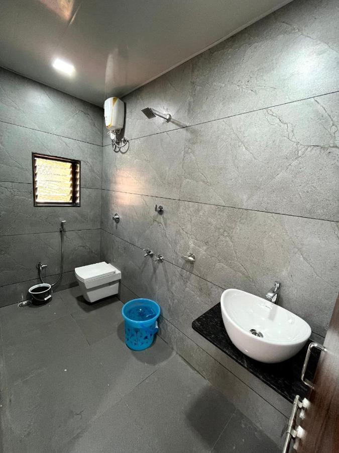 Ratnāgiri Gayatri Homestay מראה חיצוני תמונה